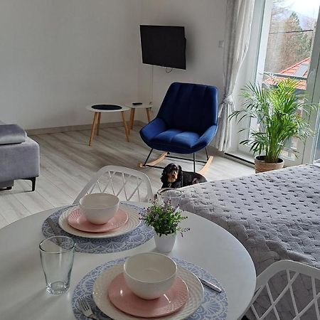 Apartamenty Bujaki أوسترون المظهر الخارجي الصورة